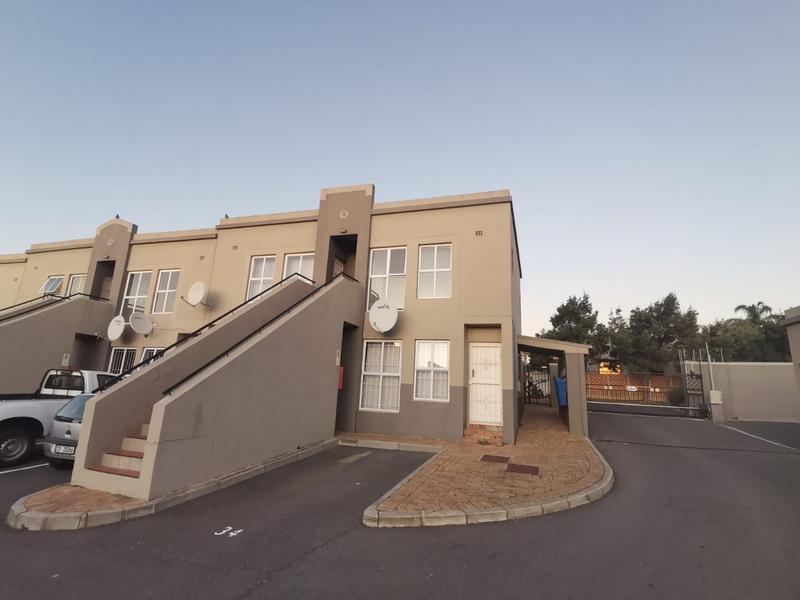 To Let 1 Bedroom Property for Rent in Uitzicht Western Cape